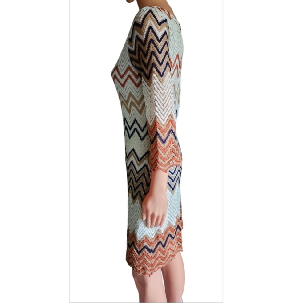 Chevron Patterned Multicolor Dress. Size P/M - Picture 6 of 9
